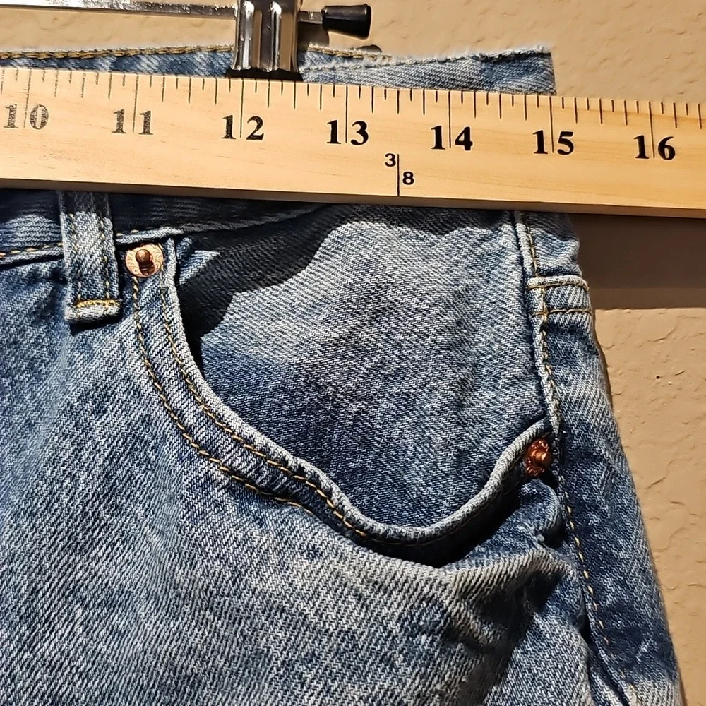 Song Wide Leg Light Wash Cropped Jeans Size 5 - Picture 3 of 5